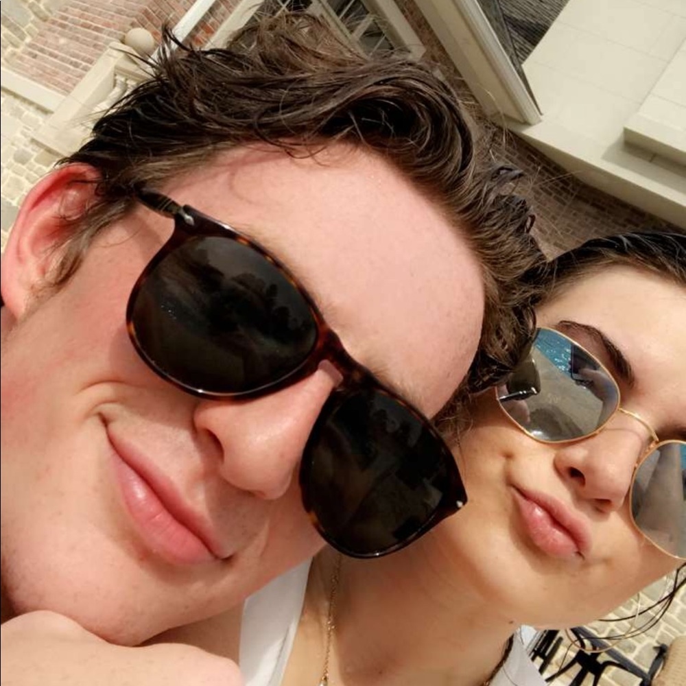 Meet your Posher, Mclean